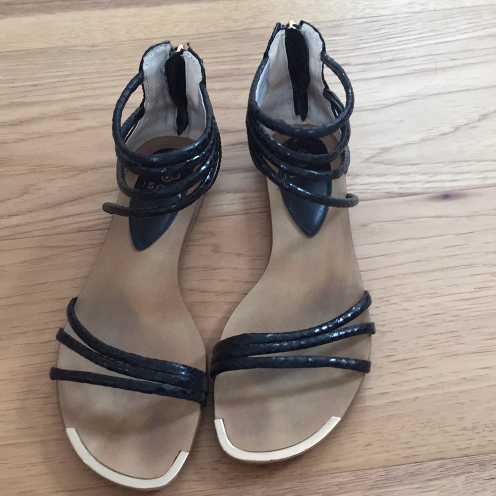 Isola shoe flats, sandals